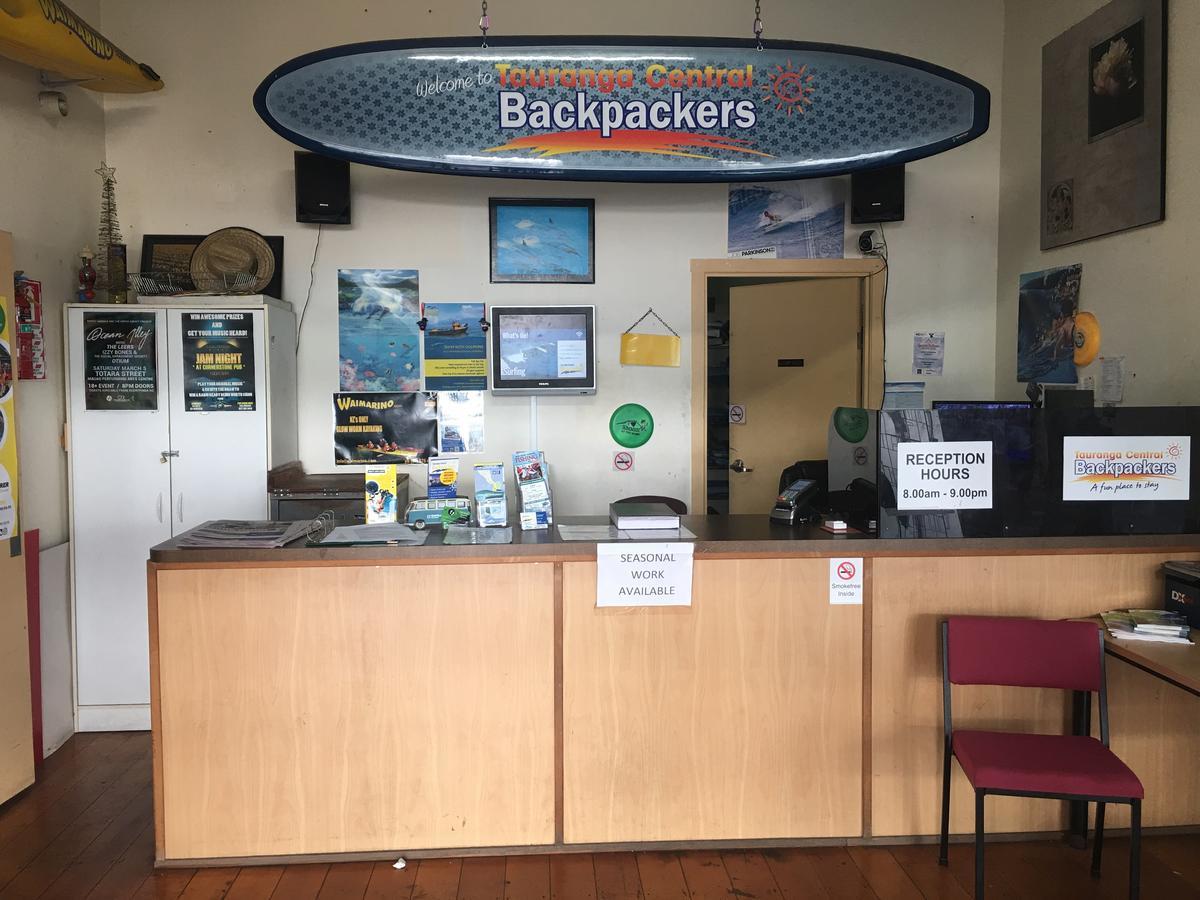 Tauranga Central Backpackers Pansiyon Dış mekan fotoğraf